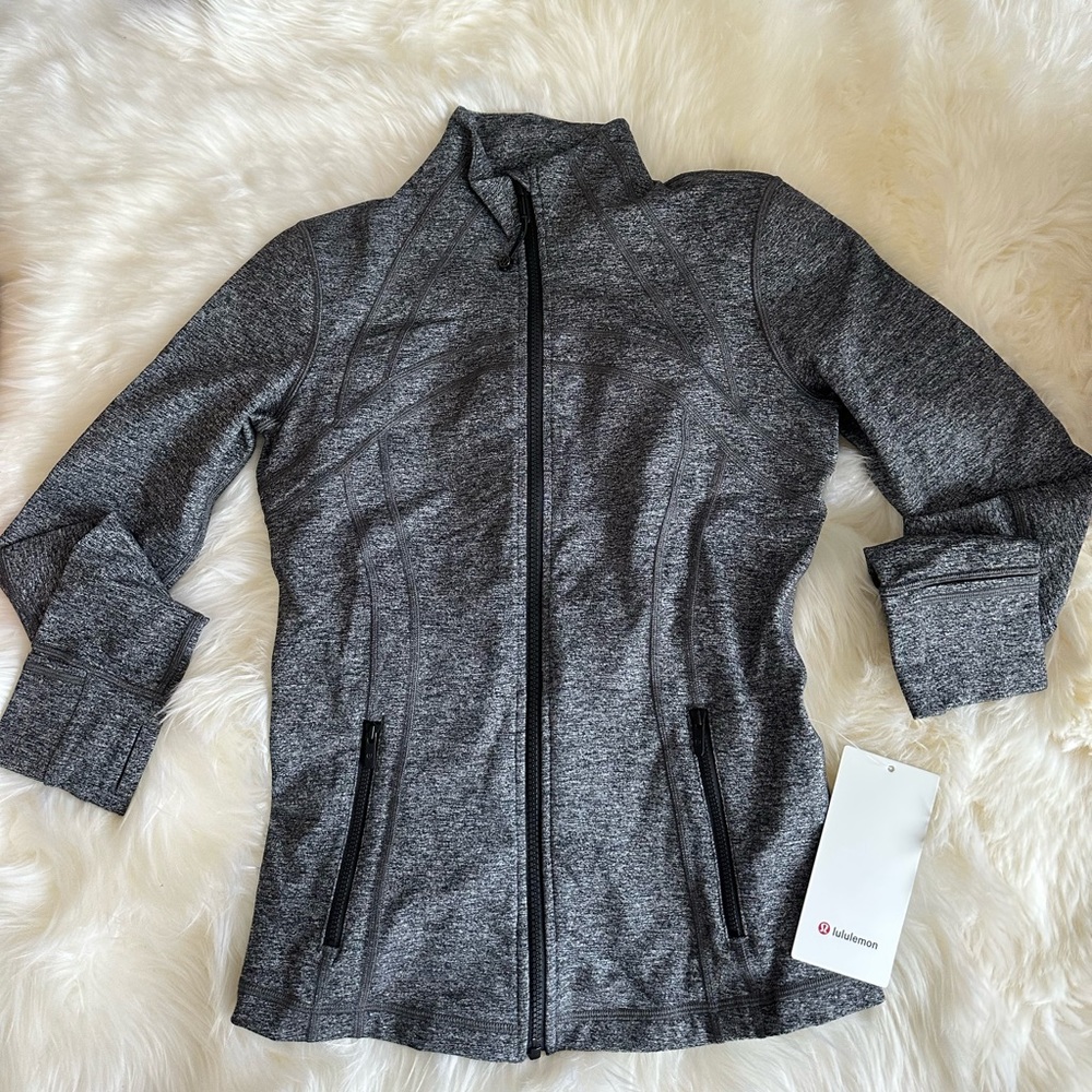 NWT Lululemon Jacket- Define Jacket* Luon- size 8